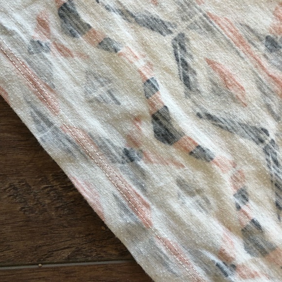 Mossimo Top - Picture 4 of 6